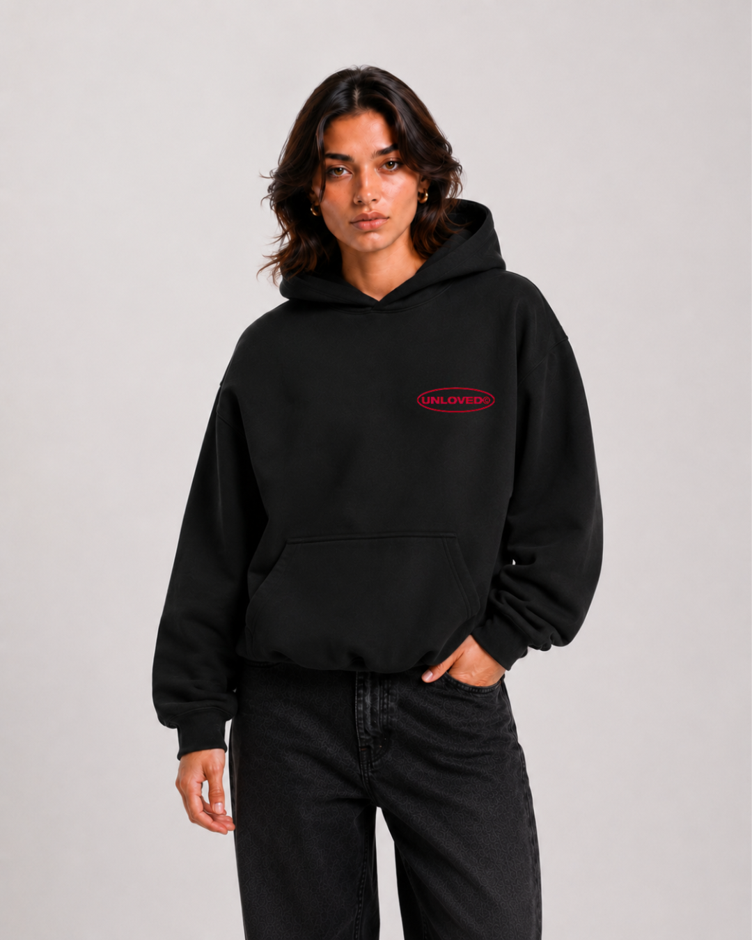 Fall in Love boxy hoodie nera