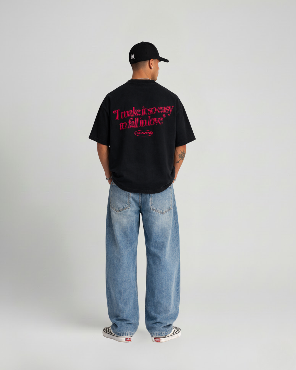 Fall in Love boxy tee nera